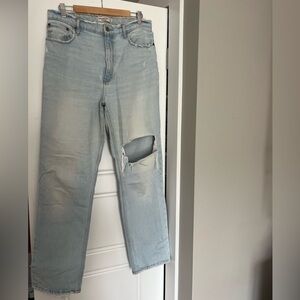 Abercrombie & Fitch 90’s Straight Ultra High Rise Jeans